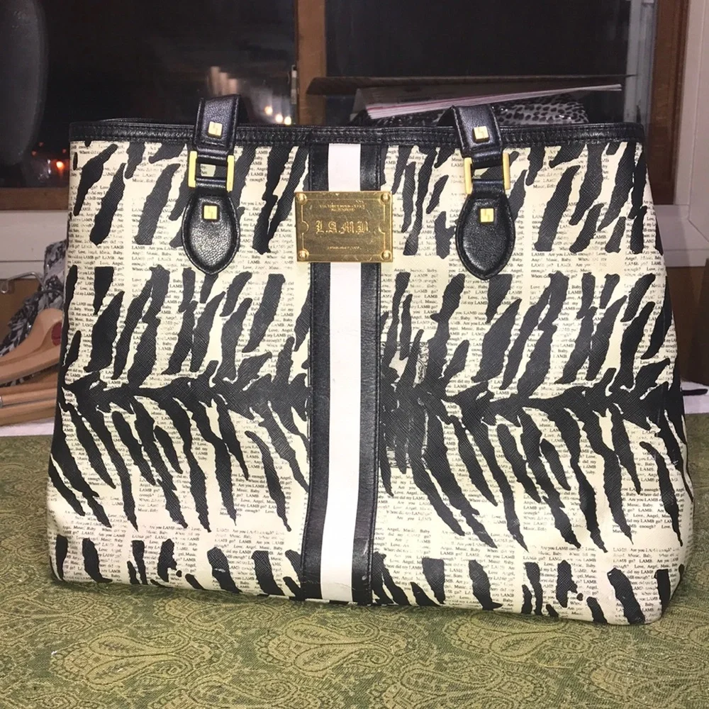 RARE BAG... ๐๐. L.A.M.B .. - Picture 1 of 9